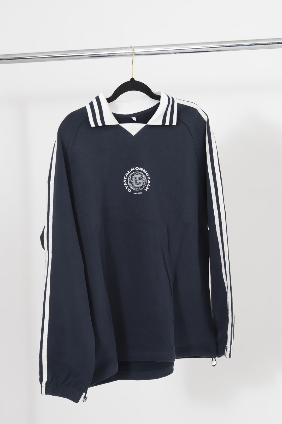 GT Varsity Stripe V-neck